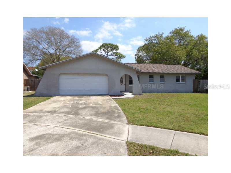 8833 90th Way, Seminole, FL 33777