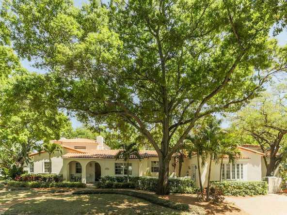 1825 Elm St., St Petersburg, FL 33704