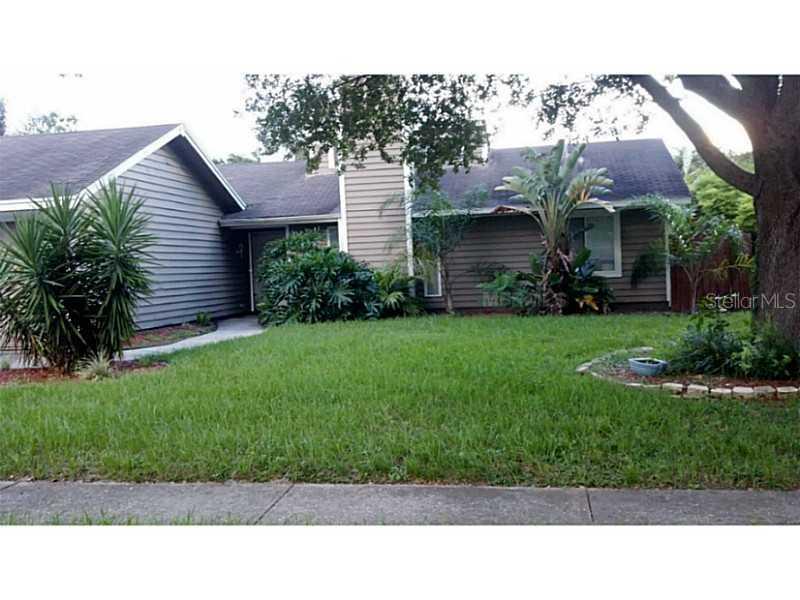 420 Oxford Rd., Palm Harbor, FL 34683