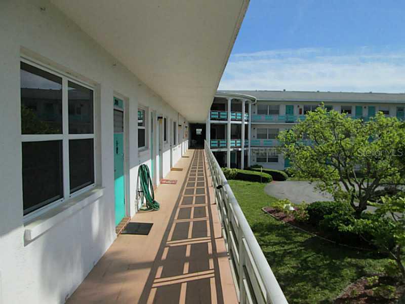 1900 59th Ave. #204, St Petersburg, FL 33714