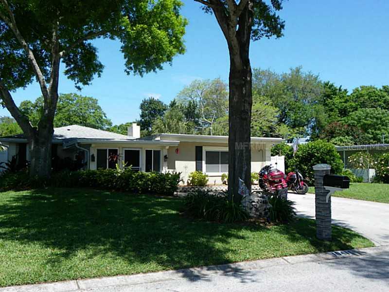 10411 Kumquat Ln., Seminole, FL 33772