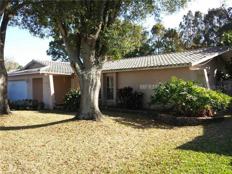12152 Bonnie Ter., Seminole, FL 33772
