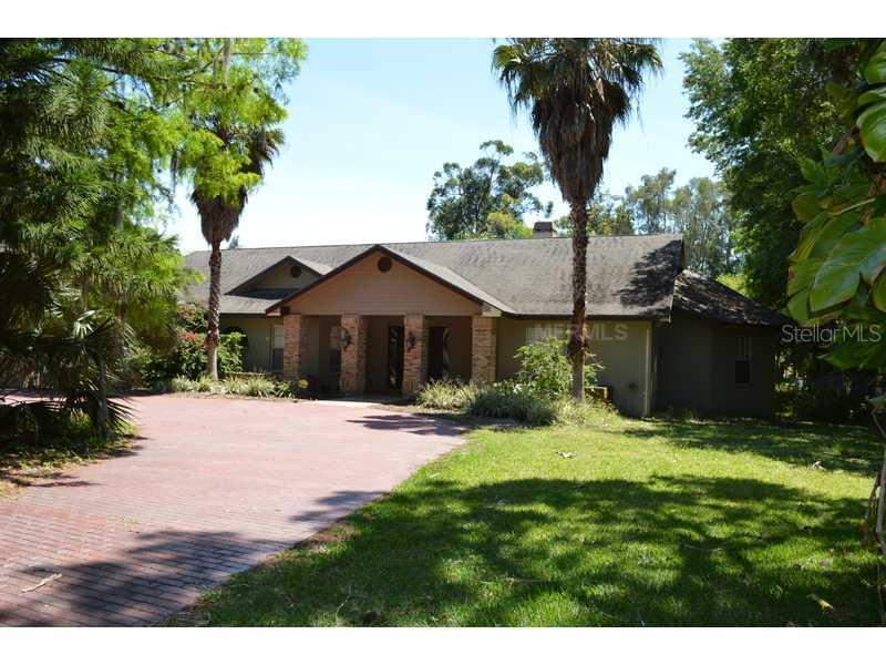 8055 134th St., Seminole, FL 33776