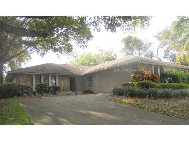 707 Knollwood Dr., Largo, FL 33770