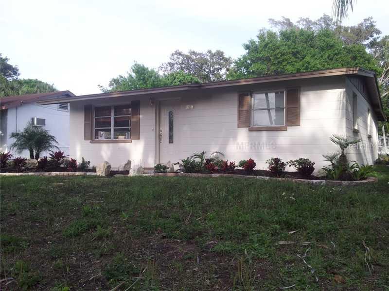 1010 27th Ave., Palmetto, FL 34221