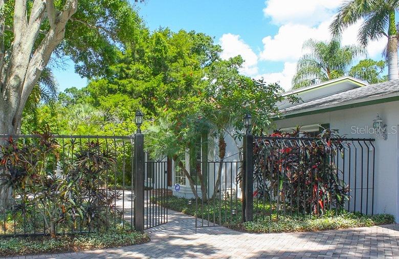 11501 Grove St., Seminole, FL 33772