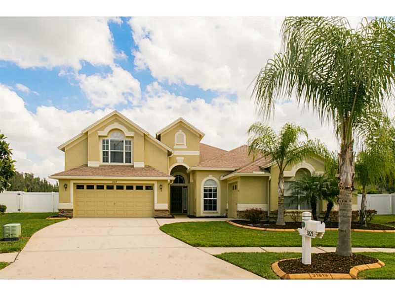 31619 Bearded Oak Dr., Wesley Chapel, FL 33543