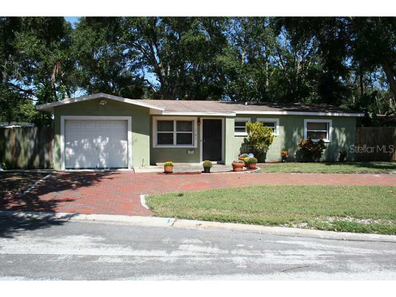101 Dolphin Ave., St Petersburg, FL 33705