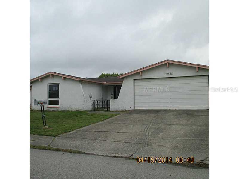 9748 Lakeside Ln., Port Richey, FL 34668