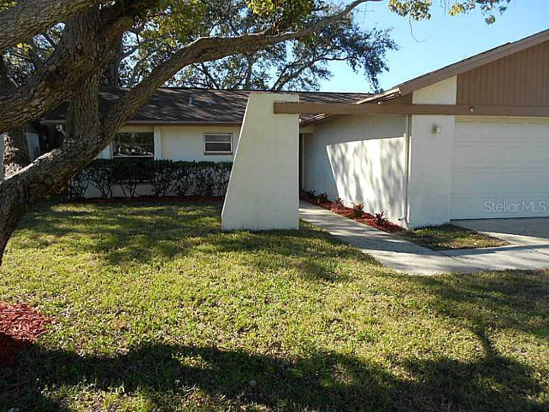 3137 Carriage Dr., Palm Harbor, FL 34684