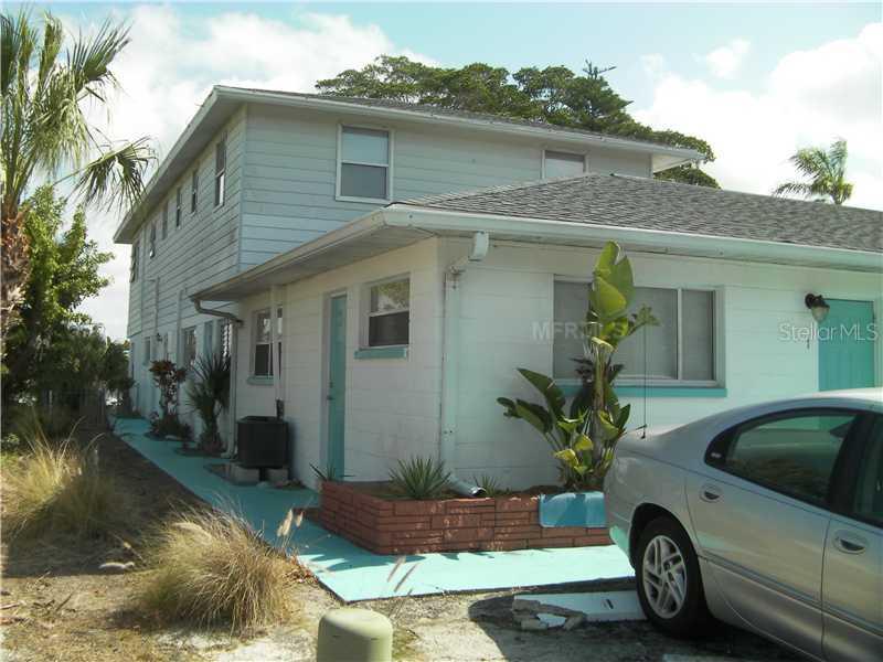 12955 Pelican Ln., Madeira Beach, FL 33708