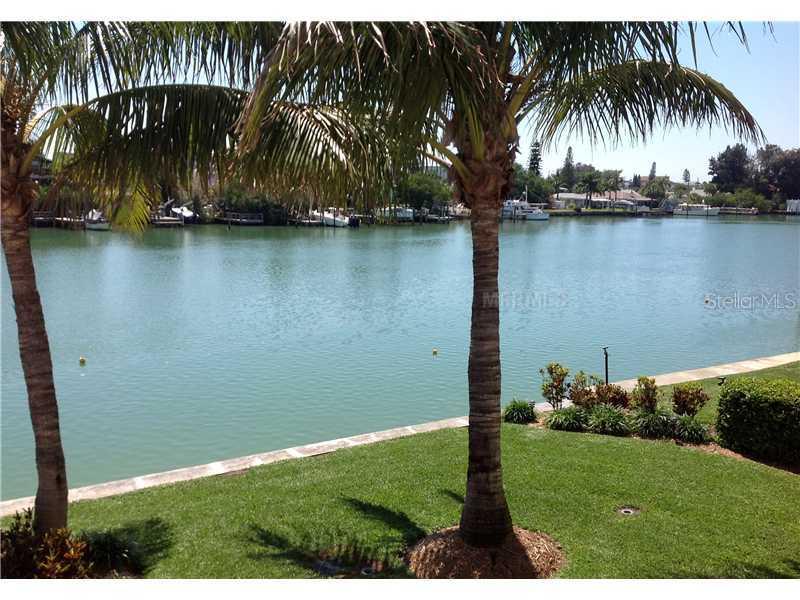 12100 Capri Cir. #205, Treasure Island, FL 33706