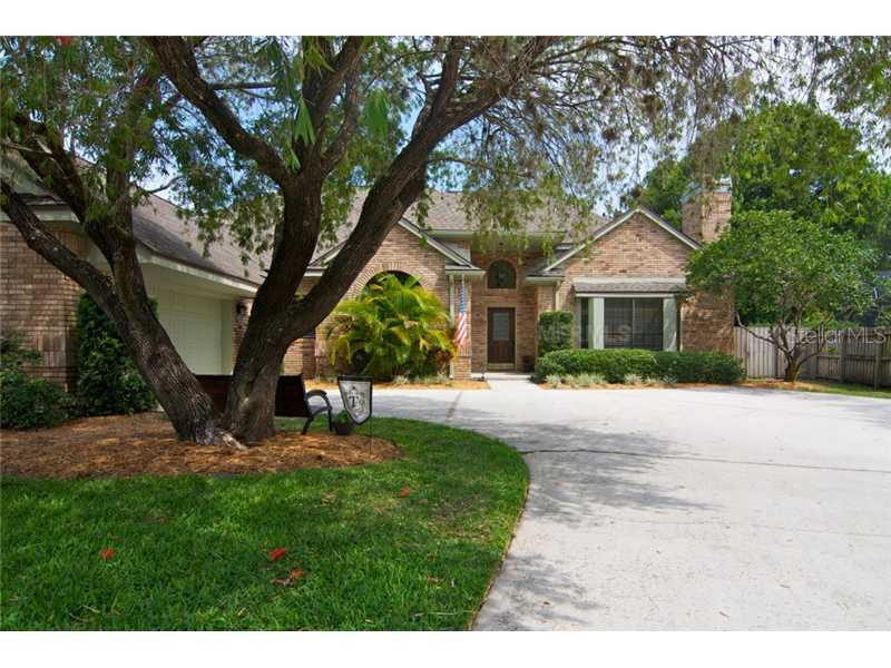 10476 Longwood Dr., Seminole, FL 33777