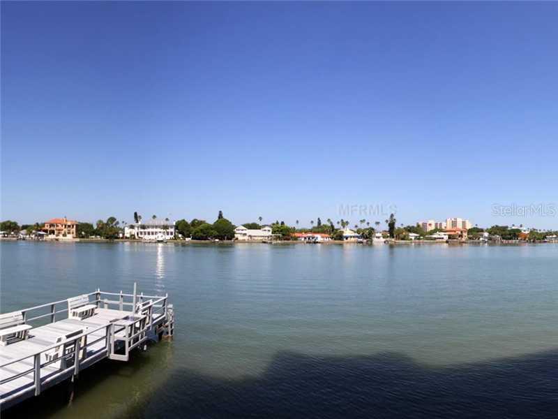 750 Island Way #303, Clearwater, FL 33767