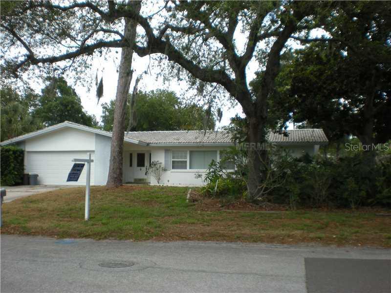 405 Bamboo Ln., Largo, FL 33770