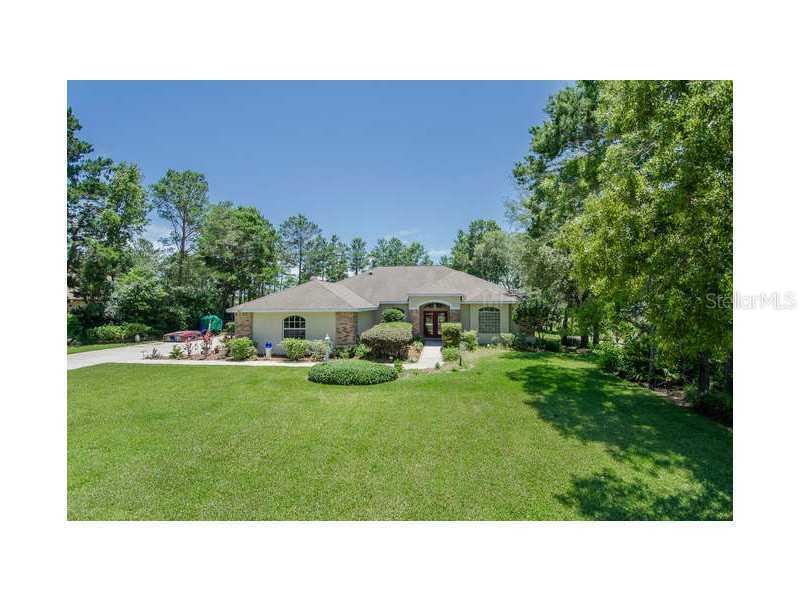 9471 Tooke Shore Dr., Weeki Wachee, FL 34613