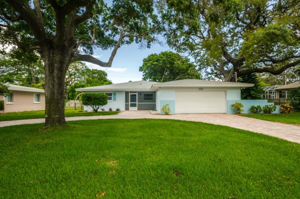 205 Palmetto Ln., Largo, FL 33770