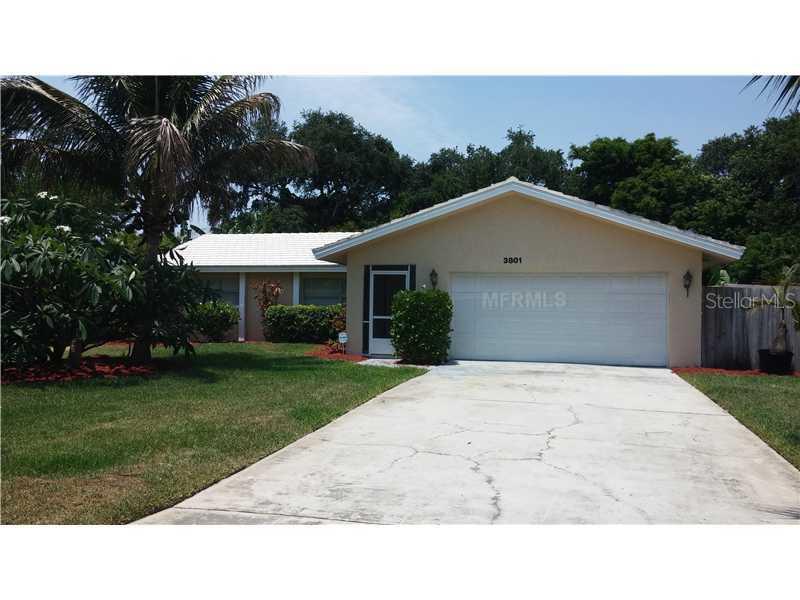 3801 38th Way, St Petersburg, FL 33711