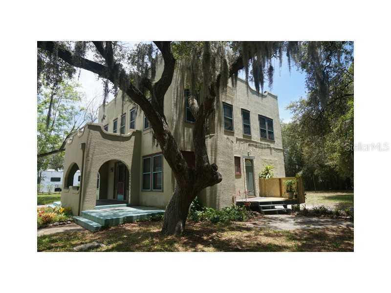 5004 9th Ave., Gulfport, FL 33707