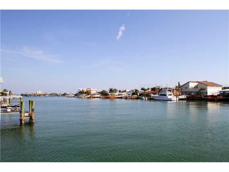 11380 6th St., Treasure Island, FL 33706
