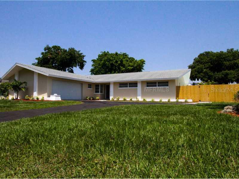 10203 137th Ln., Largo, FL 33774