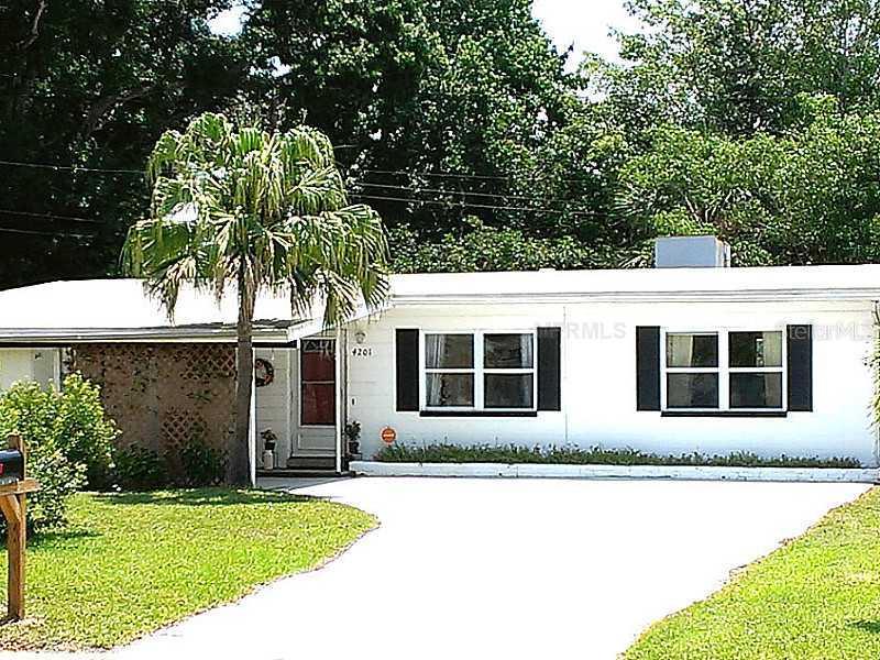 4201 NE Shore Acres Blvd., St. Petersburg, FL 33702