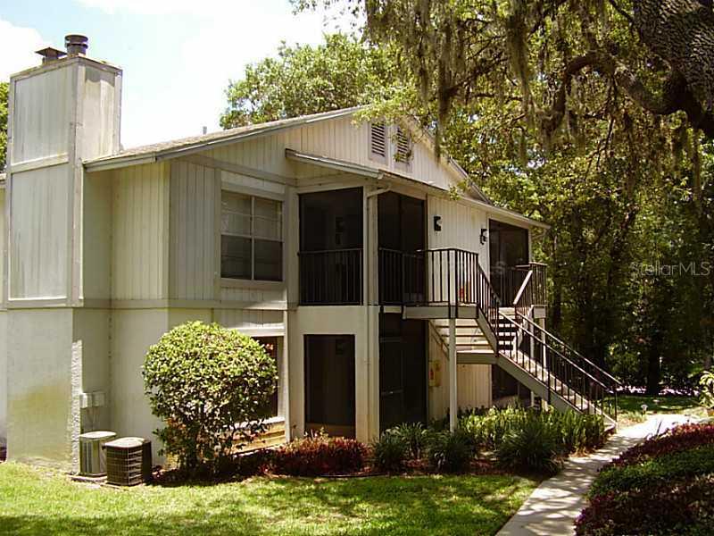 3595 Whispering Oaks Ln. #63, Palm Harbor, FL 34684