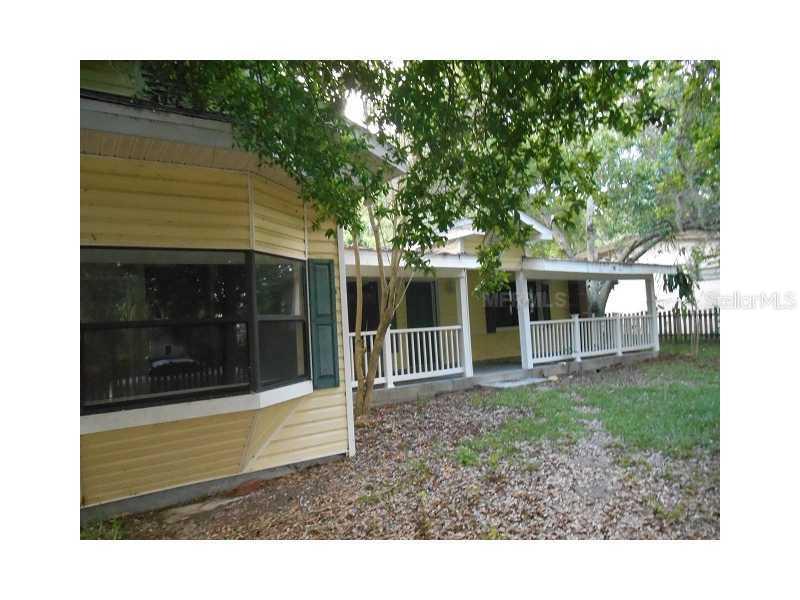 340 High St., Tarpon Springs, FL 34689