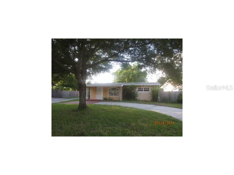 877 41st Ave., St Petersburg, FL 33703