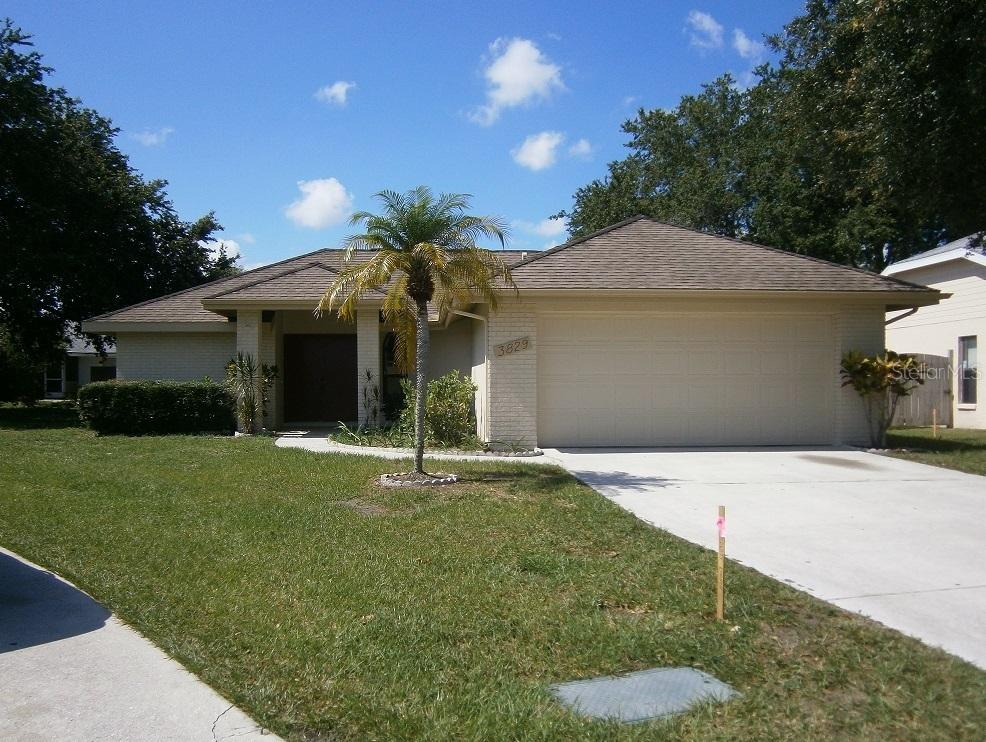 3829 78th Avenue Cir., Sarasota, FL 34243