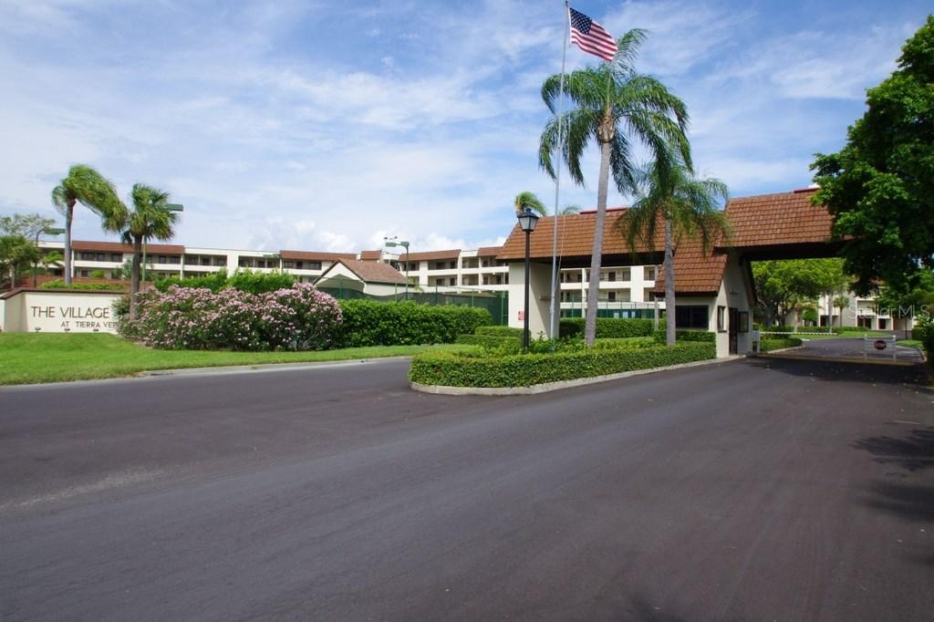 103 E 1st St. #101, Tierra Verde, FL 33715