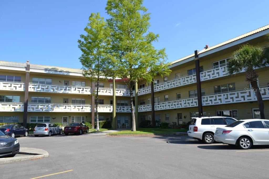 2416 World Parkway Blvd. #40, Clearwater, FL 33763