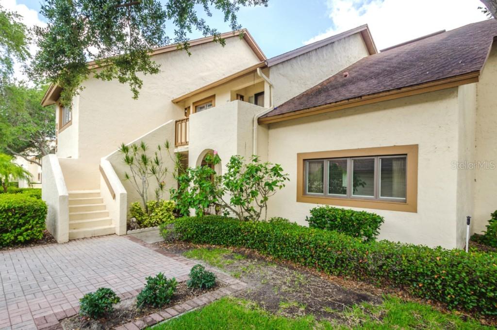 8105 Bardmoor Pl. #103F, Largo, FL 33777