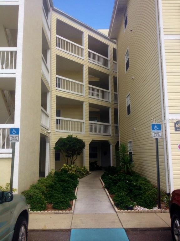 6817 Stonesthrow Cir. #17101, St Petersburg, FL 33710