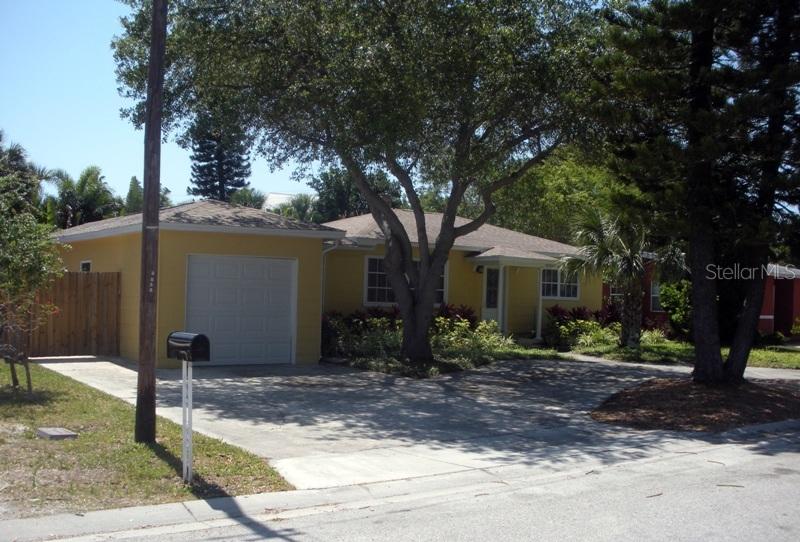 3940 Oleander Way, St Pete Beach, FL 33706