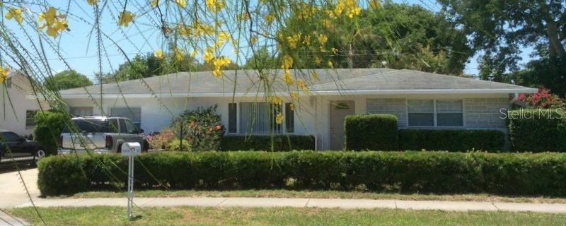 11018 102nd Ave., Seminole, FL 33778