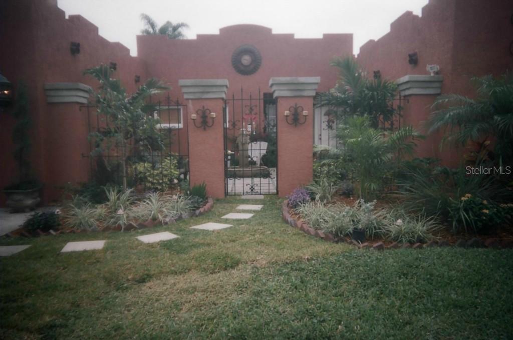 310 89th Ave., St Petersburg, FL 33702