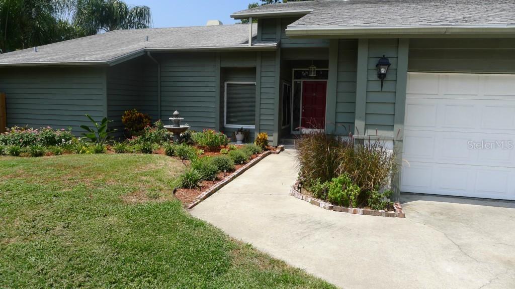 5111 Lake Valencia Blvd., Palm Harbor, FL 34684