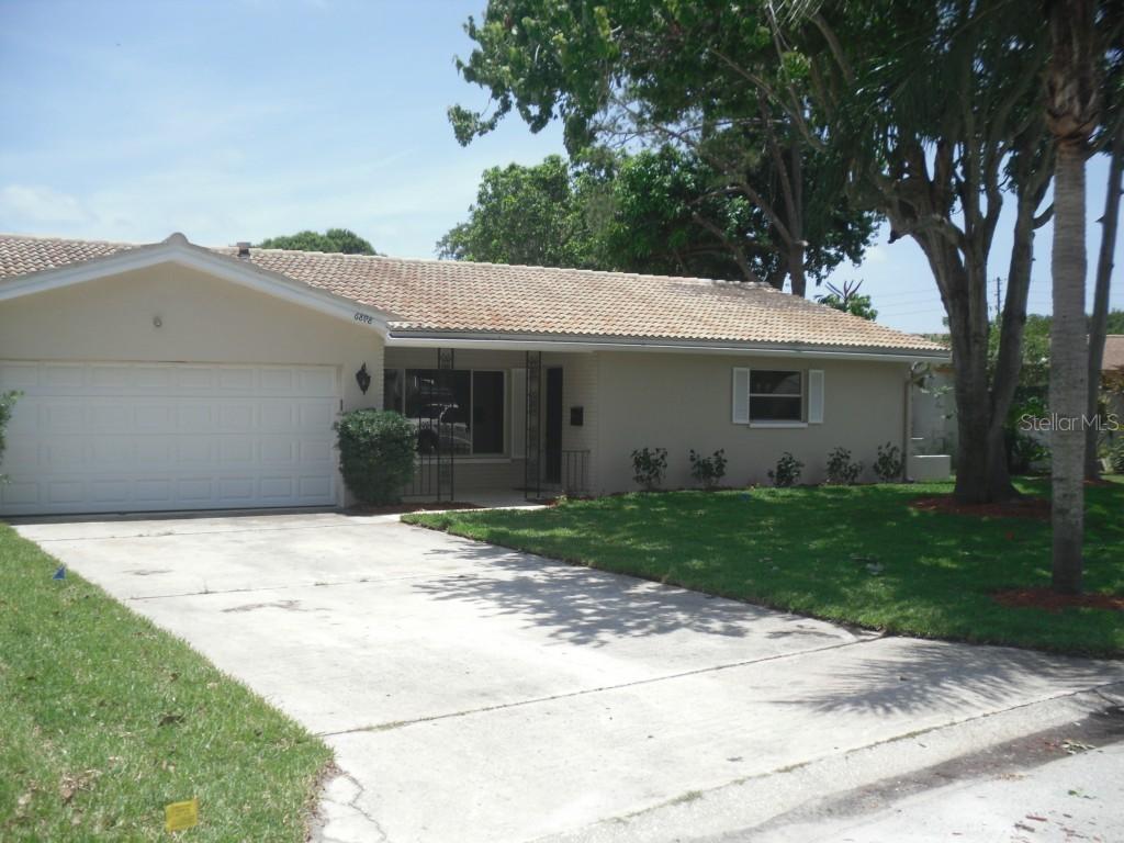 6898 14th Way, St Petersburg, FL 33705