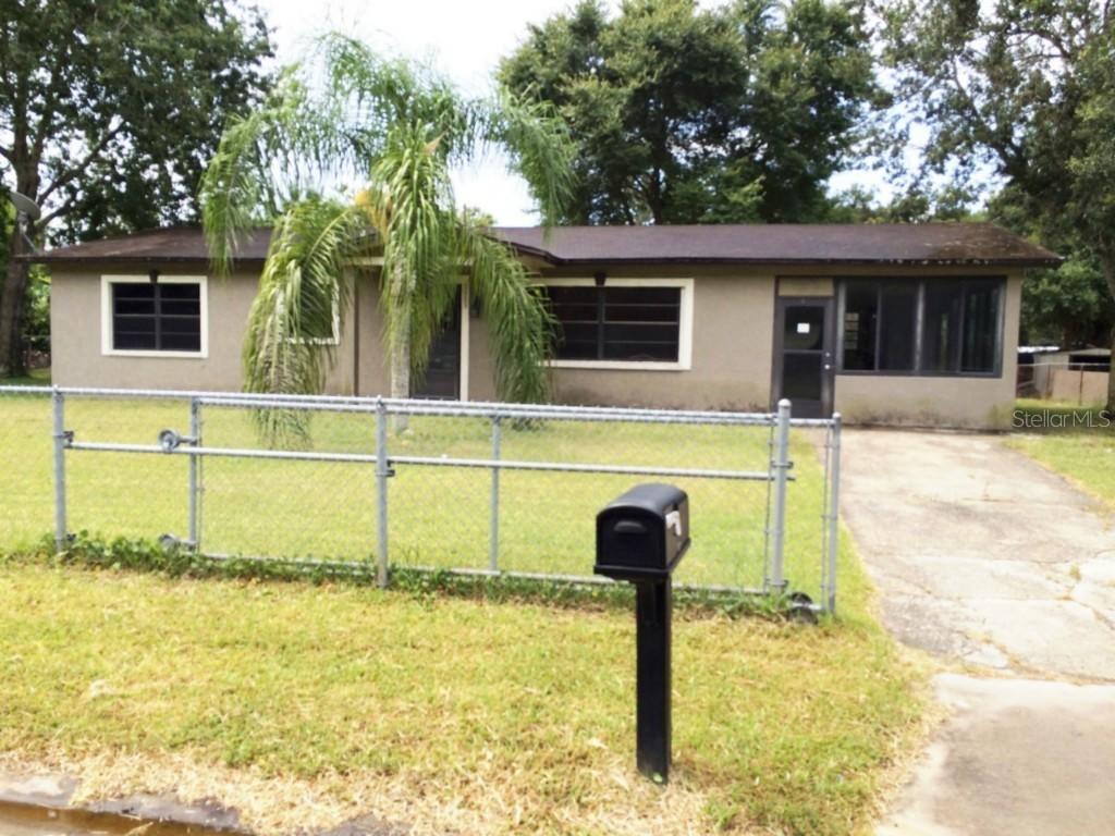 1303 3rd Ave., Ruskin, FL 33570