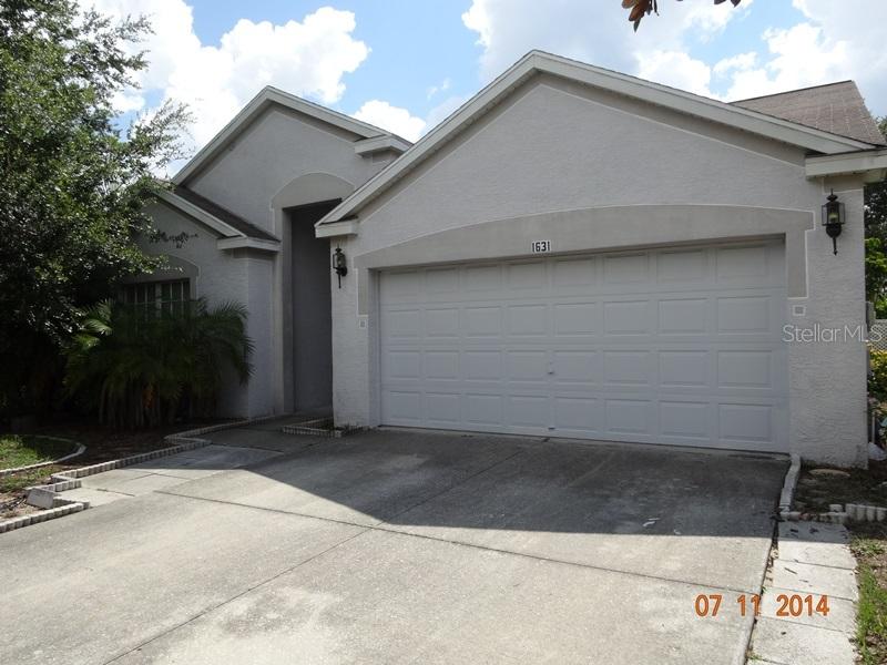 320 Regina Dr., Largo, FL 33770