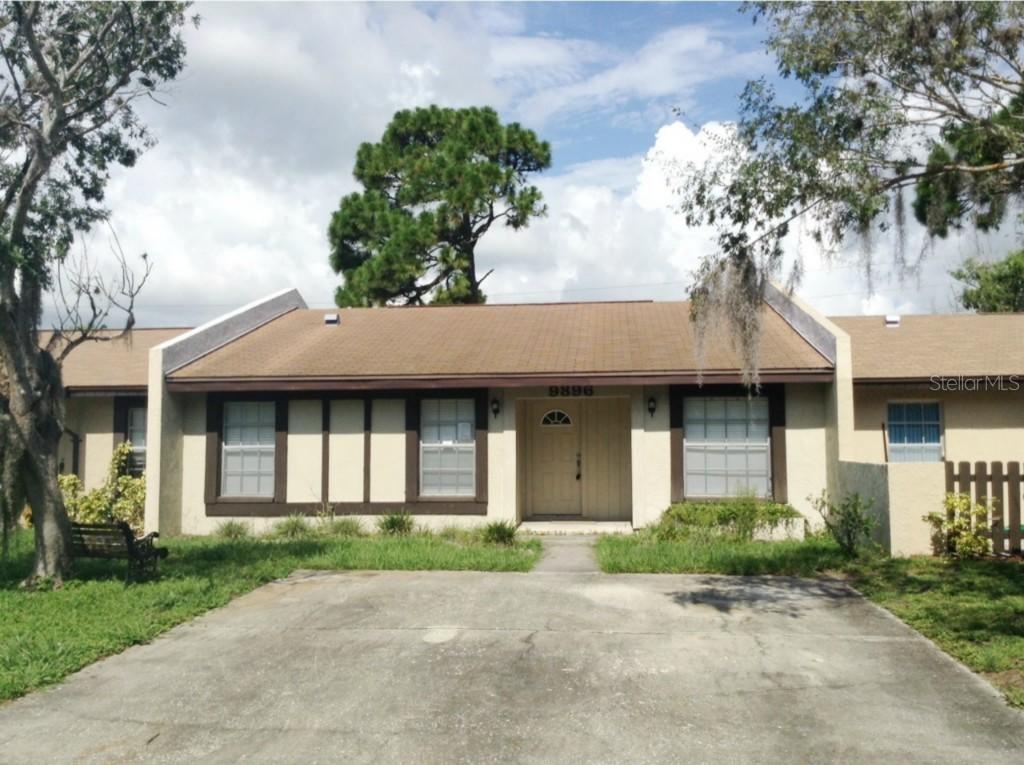 9896 88th St., Largo, FL 33777