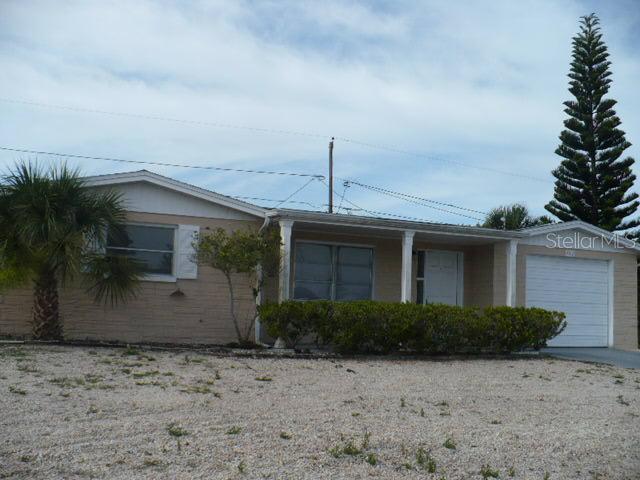 4912 Colonnade Ave., Holiday, FL 34690