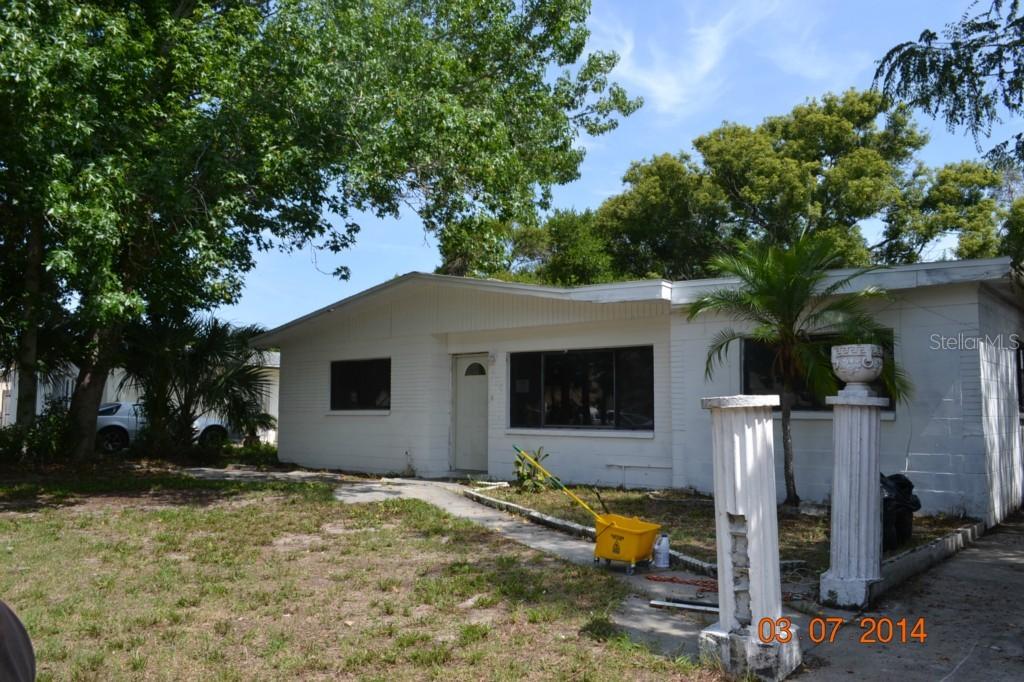 709 Sunset Dr., Tarpon Springs, FL 34689