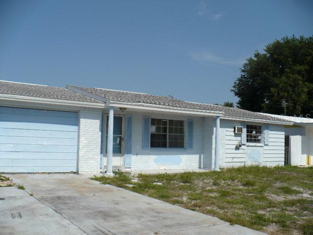 3233 Bainbridge Dr., Holiday, FL 34691
