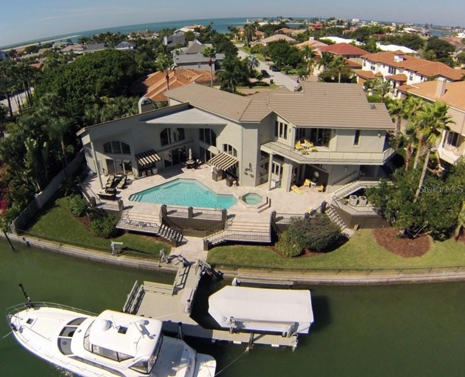 610 Santa Maria Dr., Tierra Verde, FL 33715