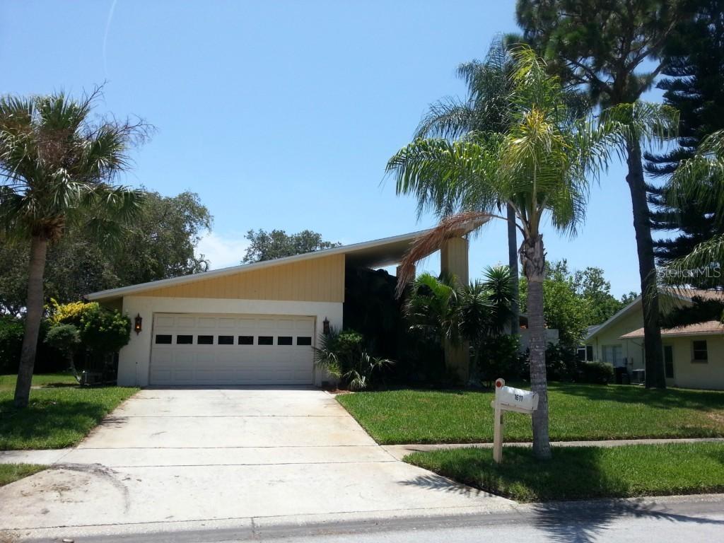 1611 Explorers Dr., Tarpon Springs, FL 34689