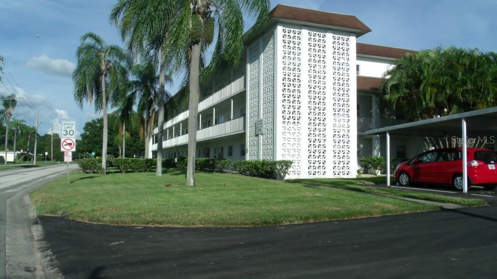 5720 13th Ave. #105B, St Petersburg, FL 33710