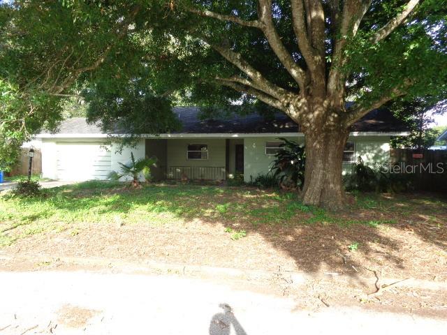 11706 Country Club Pl., Tampa, FL 33612