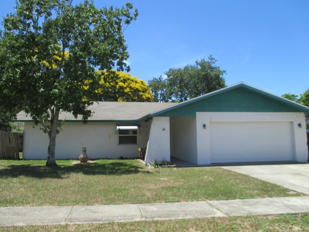 2654 Knoll St., Palm Harbor, FL 34683